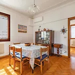 Casa Del Sole Venice Lido Sleep Up To 6, 2 Bathrooms,1 Minute From The *